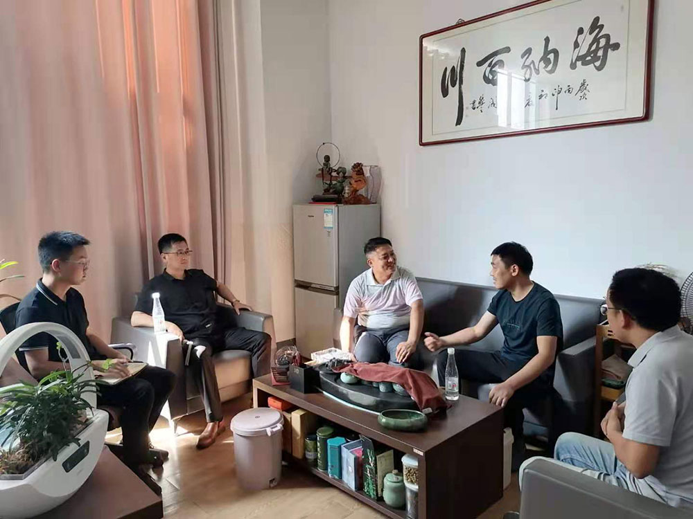 國資運(yùn)營公司走訪九龍園區(qū)企業(yè)，服務(wù)重點(diǎn)項(xiàng)目發(fā)展